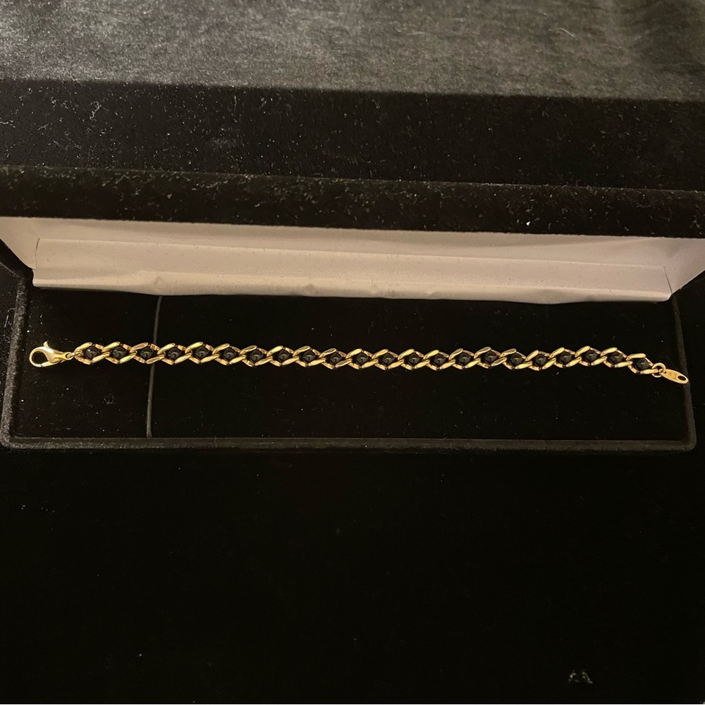 Avon Vintage Gold Tone Women’s Tennis Bracelet With Faux Onyx Beads